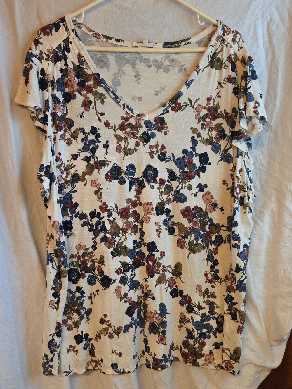 Maurices Cream Short-Sleeve V-Neck Top with Blue and Pink Floral Print